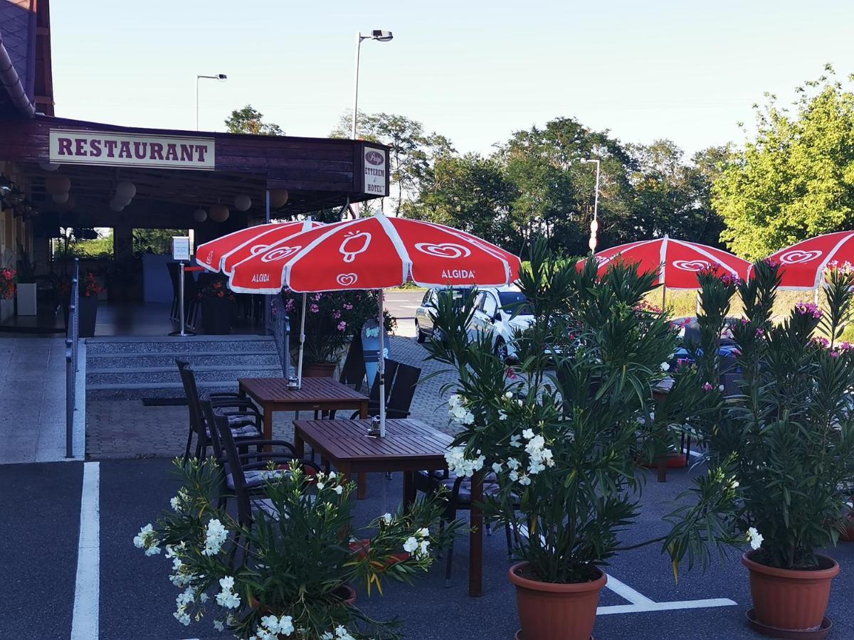 Patyi Etterem Es Hotel
