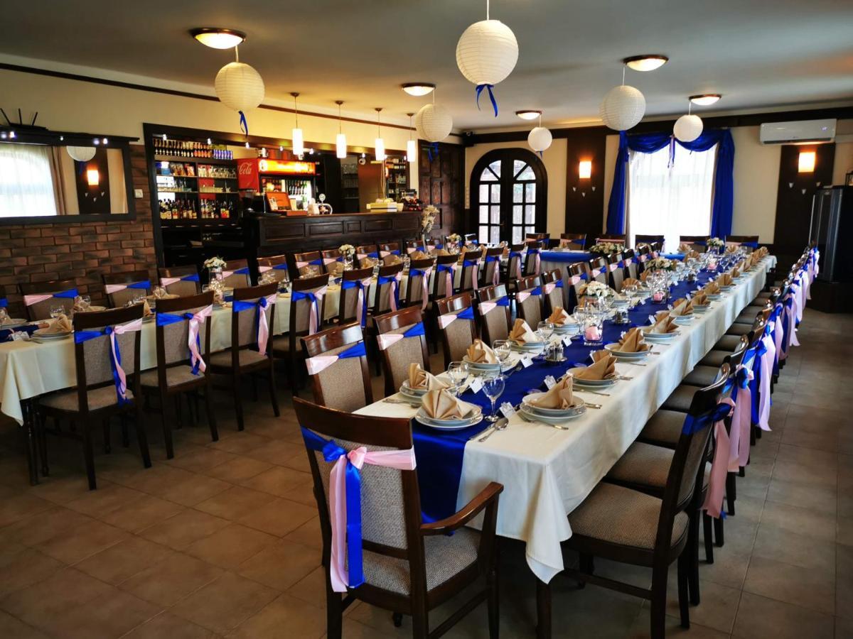 Hotel Patyi Etterem Es 2*