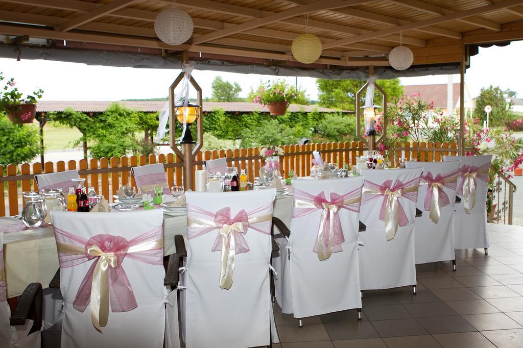 Patyi Etterem Es Hotel Bögöte