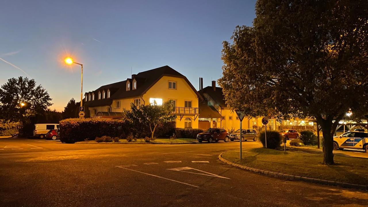Patyi Etterem Es Hotel Bögöte