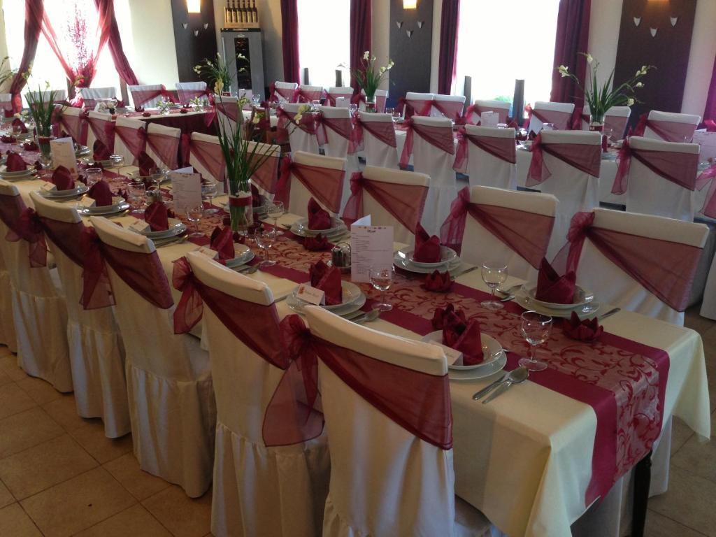 Patyi Etterem Es Hotel