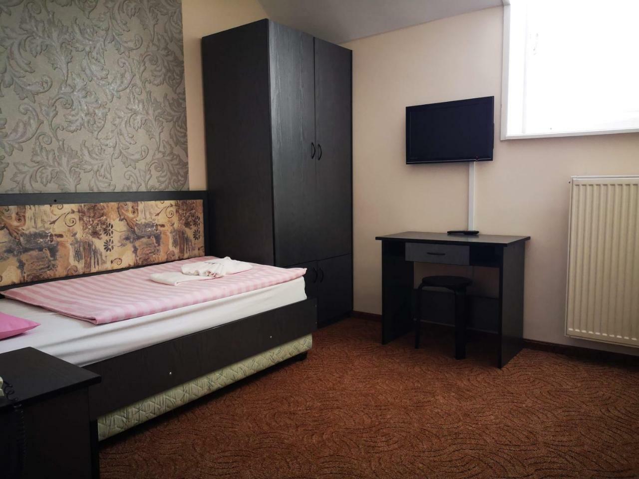 Hotel Patyi Etterem Es